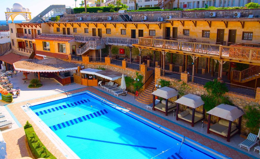 neama blu hotel